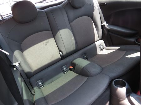 2016-MINI-Hatch-One-12T_22