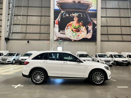 2017-Mercedes-AMG-GLC-43-AMG-4Matic_1