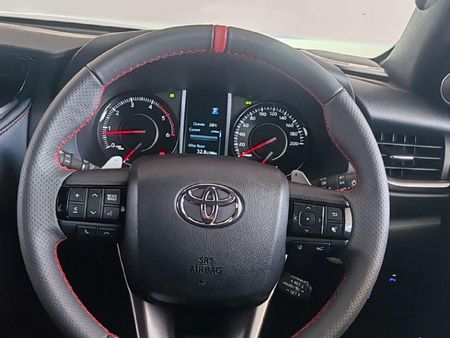 2025-Toyota-Fortuner-Toyota-Fortuner-28-4x4-GR-S-AT_13