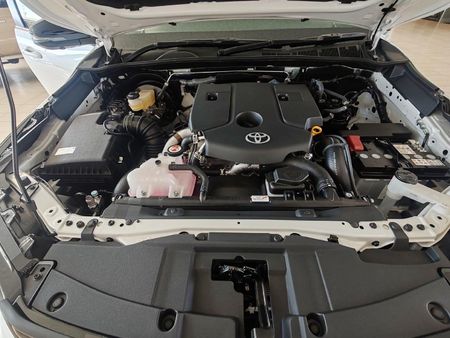 2025-Toyota-Fortuner-Toyota-Fortuner-28-4x4-GR-S-AT_27