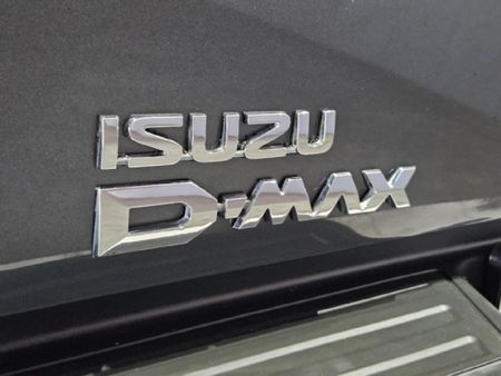 2021-Isuzu-D-Max-300-LX-Double-Cab_7