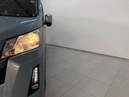 2021-Toyota-Quantum-28-GL-11-seat_2