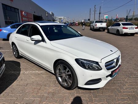 2014-Mercedes-Benz-C-Class-C-250-Bluetec-Avantgarde-Auto_2