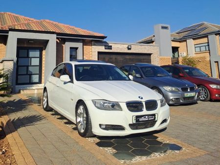 2011-BMW-3-Series-330d-Innovation-Auto_0