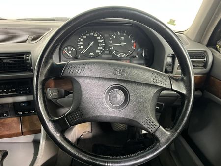 1994-BMW-7-Series-740i-Auto_9