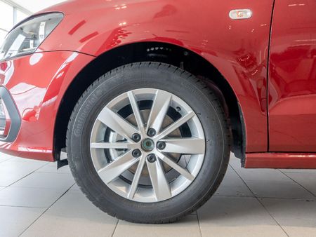 2025-Volkswagen-Polo-Vivo-14_15