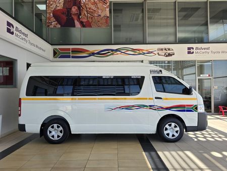 2025-Toyota-Quantum-25-D-4D-Sesfikile-16-seat_10