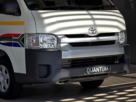 2025-Toyota-Quantum-25-D-4D-Sesfikile-16-seat_2