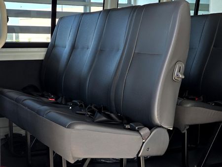 2025-Toyota-Quantum-25-D-4D-Sesfikile-16-seat_7
