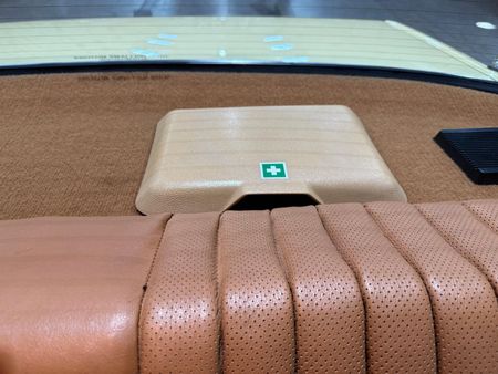 1980-Mercedes-Benz-E-Class-280-E_19