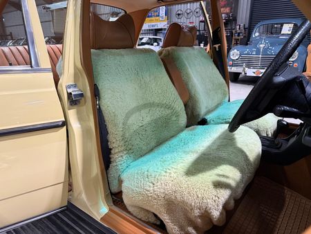 1980-Mercedes-Benz-E-Class-280-E_23