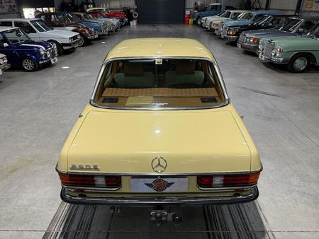 1980-Mercedes-Benz-E-Class-280-E_39