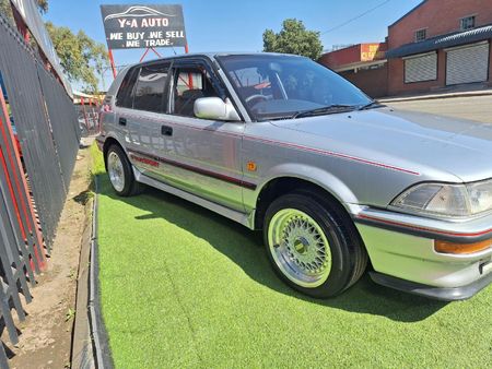1993-Toyota-Conquest-16v-Sport_2