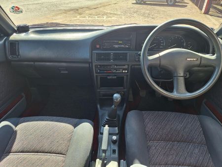 1993-Toyota-Conquest-16v-Sport_5