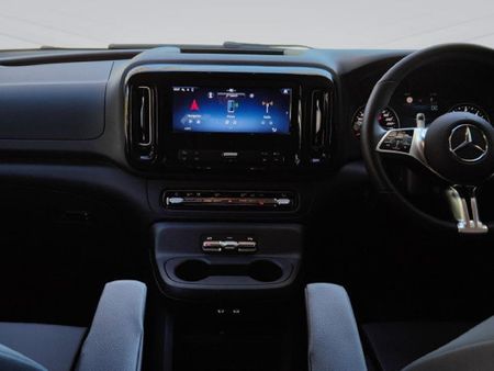 2025-Mercedes-Benz-Vito-119-20-CDI-Tourer-Select-Auto_11