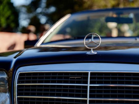 1996-Mercedes-Benz-E-Class-E-320-Auto_31