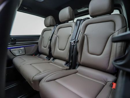 2025-Mercedes-Benz-V-Class-V300d-Exclusive_13
