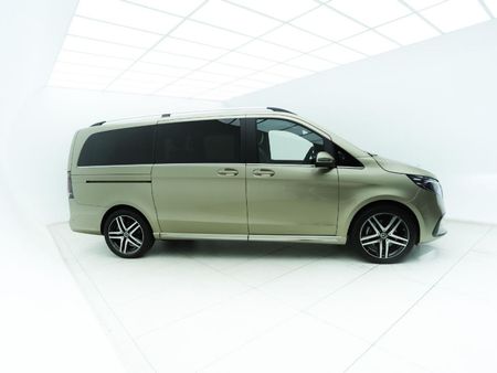 2025-Mercedes-Benz-V-Class-V300d-Exclusive_1