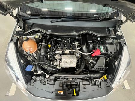 2019-Ford-Fiesta-10-EcoBoost-Trend-5-dr-Auto_14
