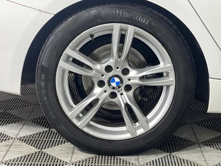 2017-BMW-3-Series-320i-GT-M-Sport-Auto_7