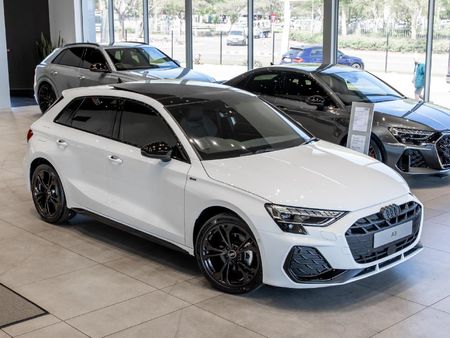 2025-Audi-A3-Sportback-Black-Edition-35-TFSI_0