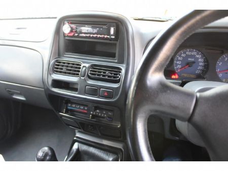 2006-Nissan-Hardbody-3300i-SEL-KingCab-Single-Cab_5