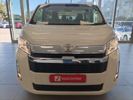 2023-Toyota-Quantum-28-GL-11-seat_3