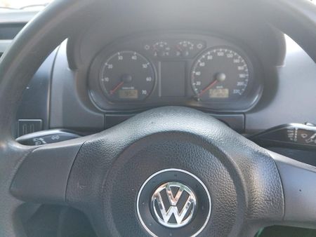 2017-Volkswagen-Polo-Vivo-GP-14-Xpress-5-dr_5