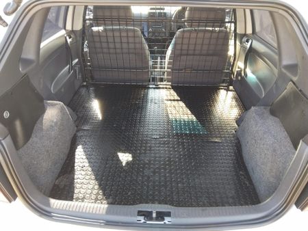 2017-Volkswagen-Polo-Vivo-GP-14-Xpress-5-dr_8