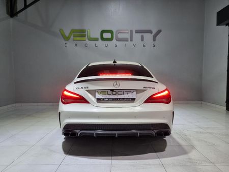 2014-Mercedes-AMG-CLA-45-AMG_4