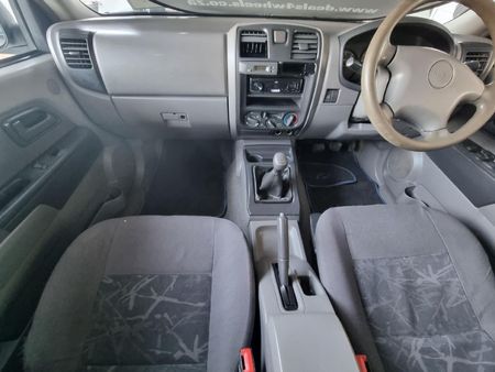2005-Isuzu-KB-250Dc-LE-Double-Cab_7