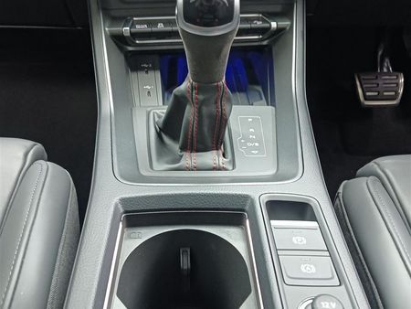 2024-Audi-RSQ3-AUDI-RS-Q3-SPORTBACK-294KW-QUATTRO-S-TRONIC_17