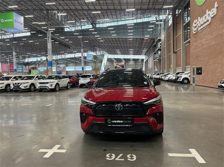 2022-Toyota-Corolla-Cross-18-GR-S_7