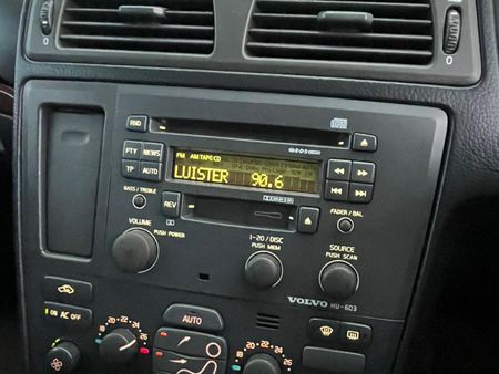2000-Volvo-V70-24-T-XC-Auto_6