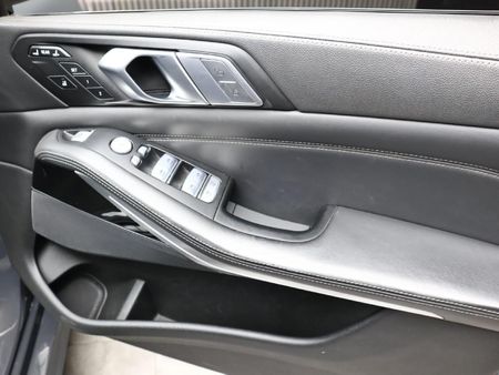 2022-BMW-X7-xDrive30d-M-Sport_13