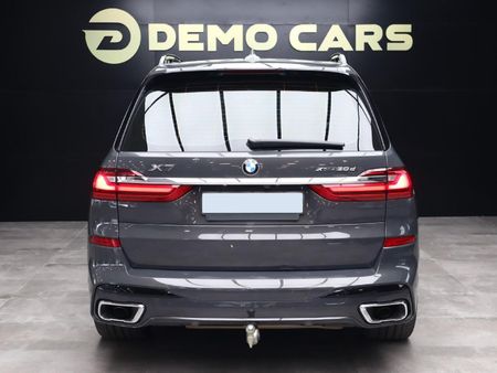 2022-BMW-X7-xDrive30d-M-Sport_3