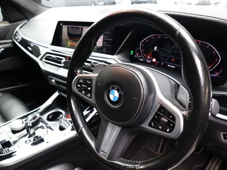 2022-BMW-X7-xDrive30d-M-Sport_4