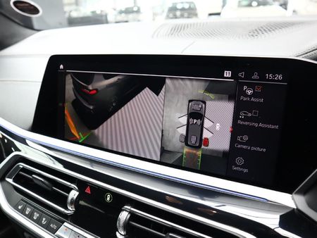 2022-BMW-X7-xDrive30d-M-Sport_6