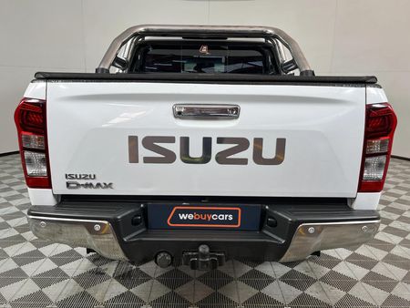 2020-Isuzu-D-Max-300-LX-Double-Cab_15