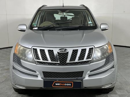 2014-Mahindra-XUV-500-22D-mHawk-7-seat-W4_13