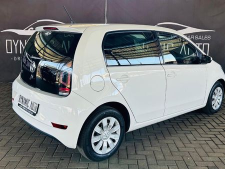 2019-Volkswagen-Up-Move-Up-10-5-dr_4