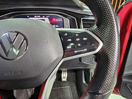 2023-Volkswagen-Polo-20-GTI-Auto-147kW_15