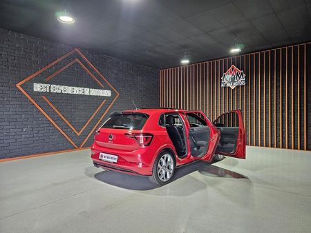 2023-Volkswagen-Polo-20-GTI-Auto-147kW_25