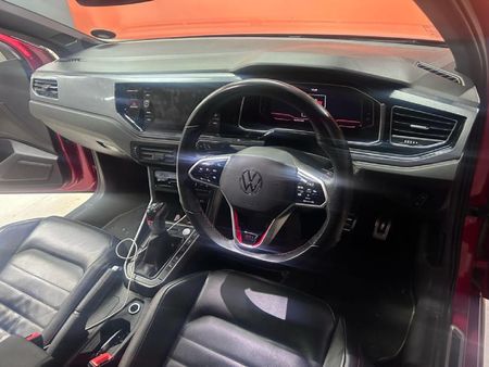 2023-Volkswagen-Polo-20-GTI-Auto-147kW_3