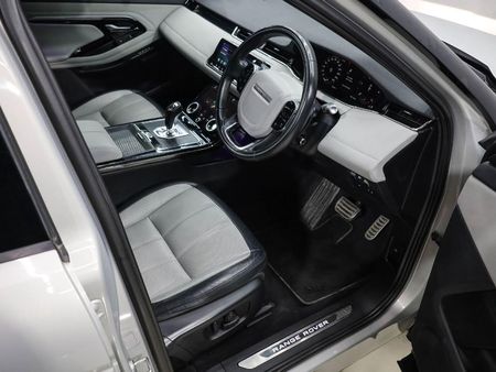 2020-Land-Rover-Range-Rover-Evoque-20-D-First-Edition-132kW-D180_5