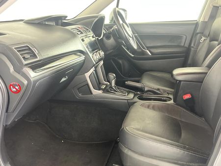 2018-Subaru-Forester-20-XT-Turbo-Auto_8