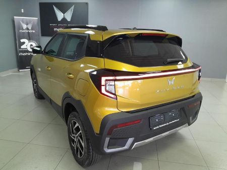 2026-Mahindra-XUV-3XO-12T-AX5_13