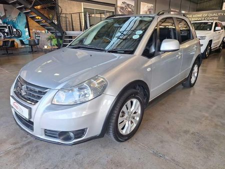 2014-Suzuki-SX4-20-AWD_0