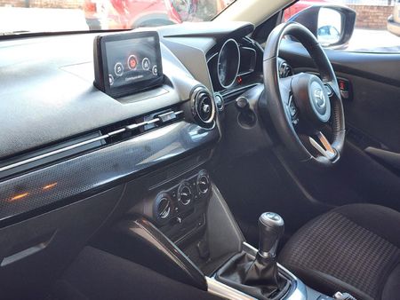 2019-Mazda-2-15-Dynamic-5-dr_10