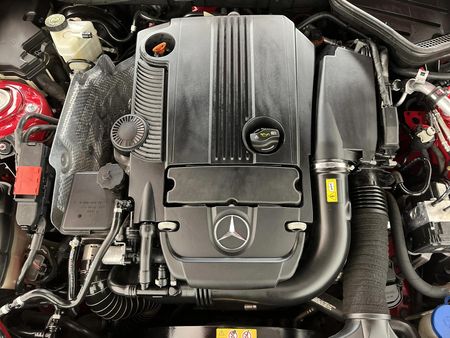 2015-Mercedes-Benz-SLK-250-Auto_10